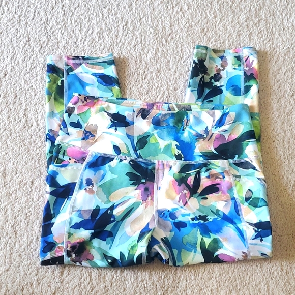 Bundle of Leggings LARGE - Picture 4 of 5